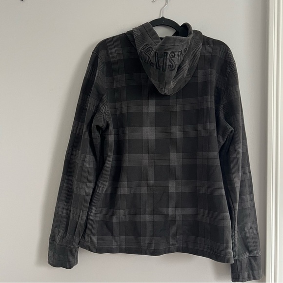 Hollister Dark Gray Plaid Hoodie - Picture 4 of 6